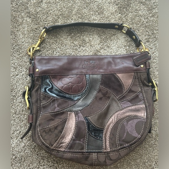 COACH Signature Zoe Mosaic Patchwork Hobo Bag and Wallet - Picture 4 of 14